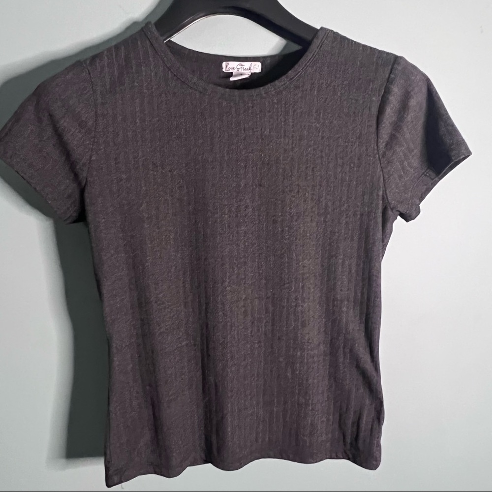 🍒Gray fitted short sleeve shirt